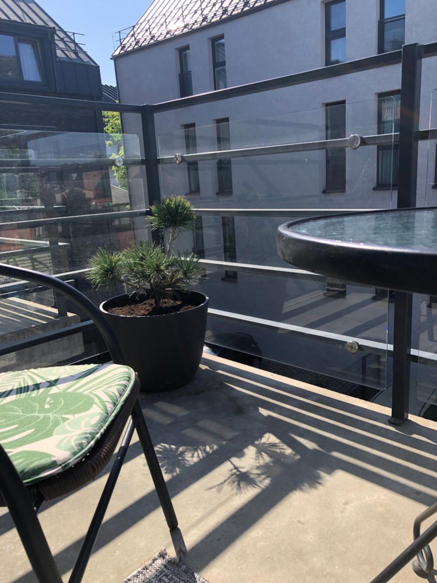 Cosy 1 Bedroom Apartment In The Heart Of Old Town With Parking คอนัส ภายนอก รูปภาพ